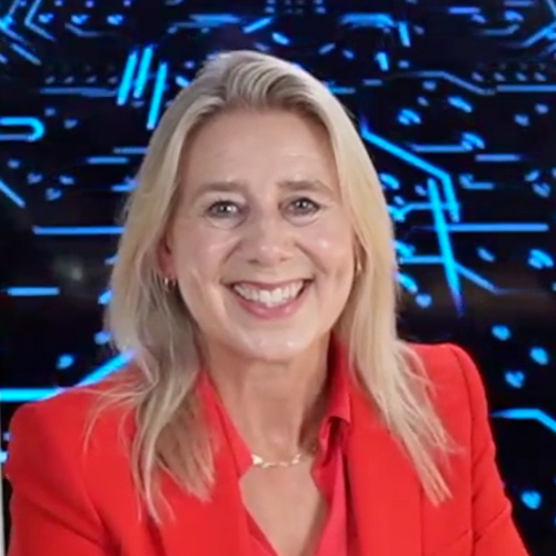 sannah vinding - Engineer and B2B Marketing Strategist, Host of Leadership in Manufacturing